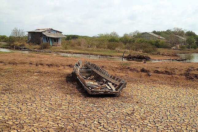 Biến đổi khí hậu, Năng lượng, và Môi trường